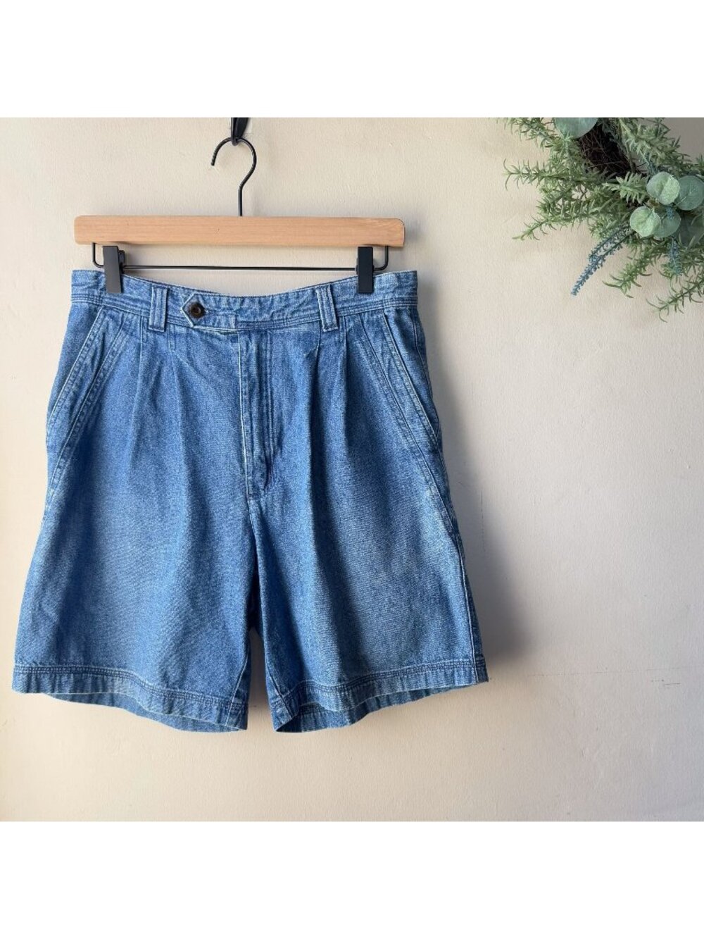 Vintage Women's 90s Baxter Medium Wash Blue Denim Shorts